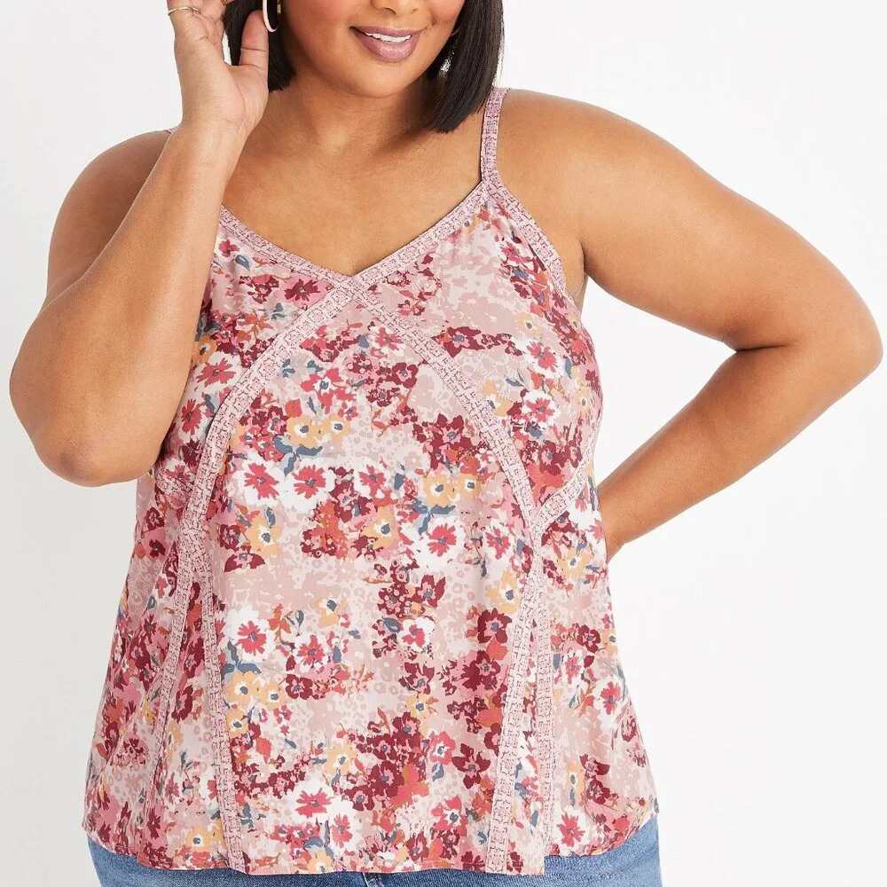 NWOT Maurices Mixed Floral Cami in Size 4X